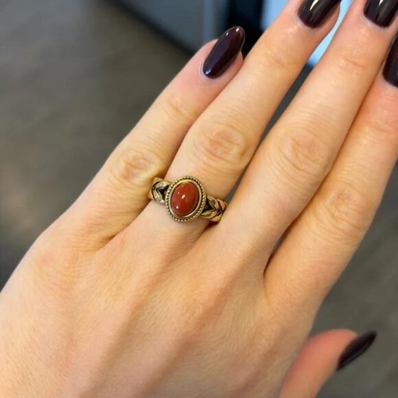 The Addison Size 6 gold tarnish free stainless steel gold ring beaded red stone - Picture 4 of 5